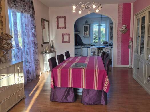 Villa à vendre 573 000 € 8 pièces 5 chambres 233 m² 2 700 m² de terrain Nay 64800