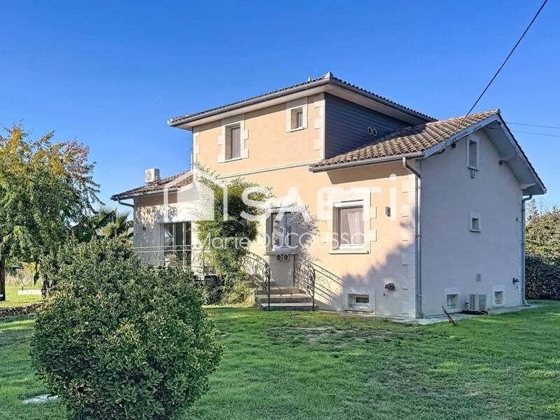 Maison à vendre, 160m², MOULIETS ET VILLEMARTIN