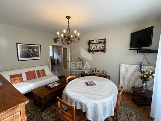 Appartement à vendre 71 500 € 3 pièces 2 chambres 76 m² Étage 1/2 Sainte-Foy-la-Grande 33220