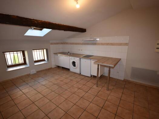 Studio à vendre 43 000 € 1 pièce 25,1 m² Étage 2/2 Limoux 11300