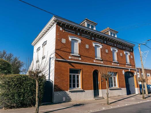 Villa à vendre 449 000 € 6 pièces 5 chambres 370 m² 700 m² de terrain Annoeullin 59112