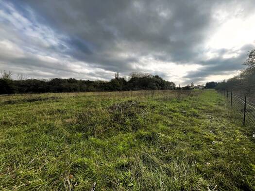 Terrain à vendre 27 500 € 5 091 m² de terrain Saint-Benoît-sur-Loire 45730