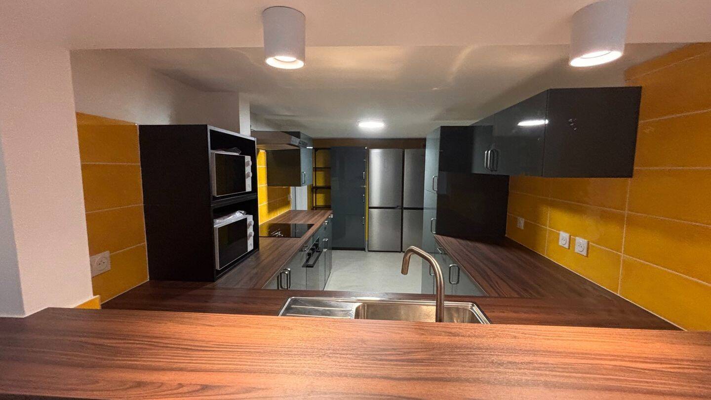 CHAMBRE MEUBLEE AVEC SALLE D'EAU COLIVING — 8