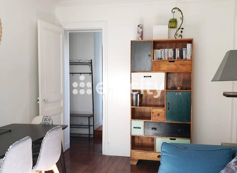 Appartement à vendre 514 650 € 3 pièces 2<br/>chambres 45,6 m²<br/>superficie 5/6<br/>étage Jardin des Plantes Paris 5ème 75005