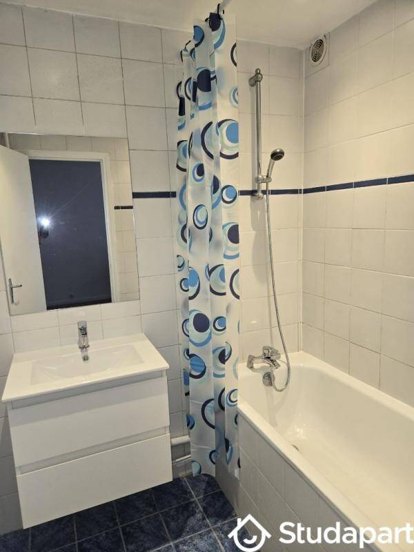 Maison à louer, 30m², COURBEVOIE