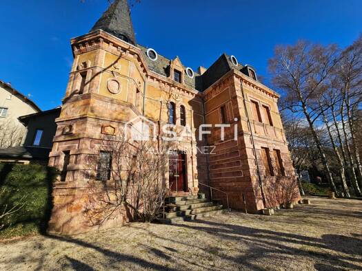 Château à vendre 1 244 000 € 15 pièces 1 chambre 370 m² 3 455 m² de terrain Saint-Alban-sur-Limagnole 48120