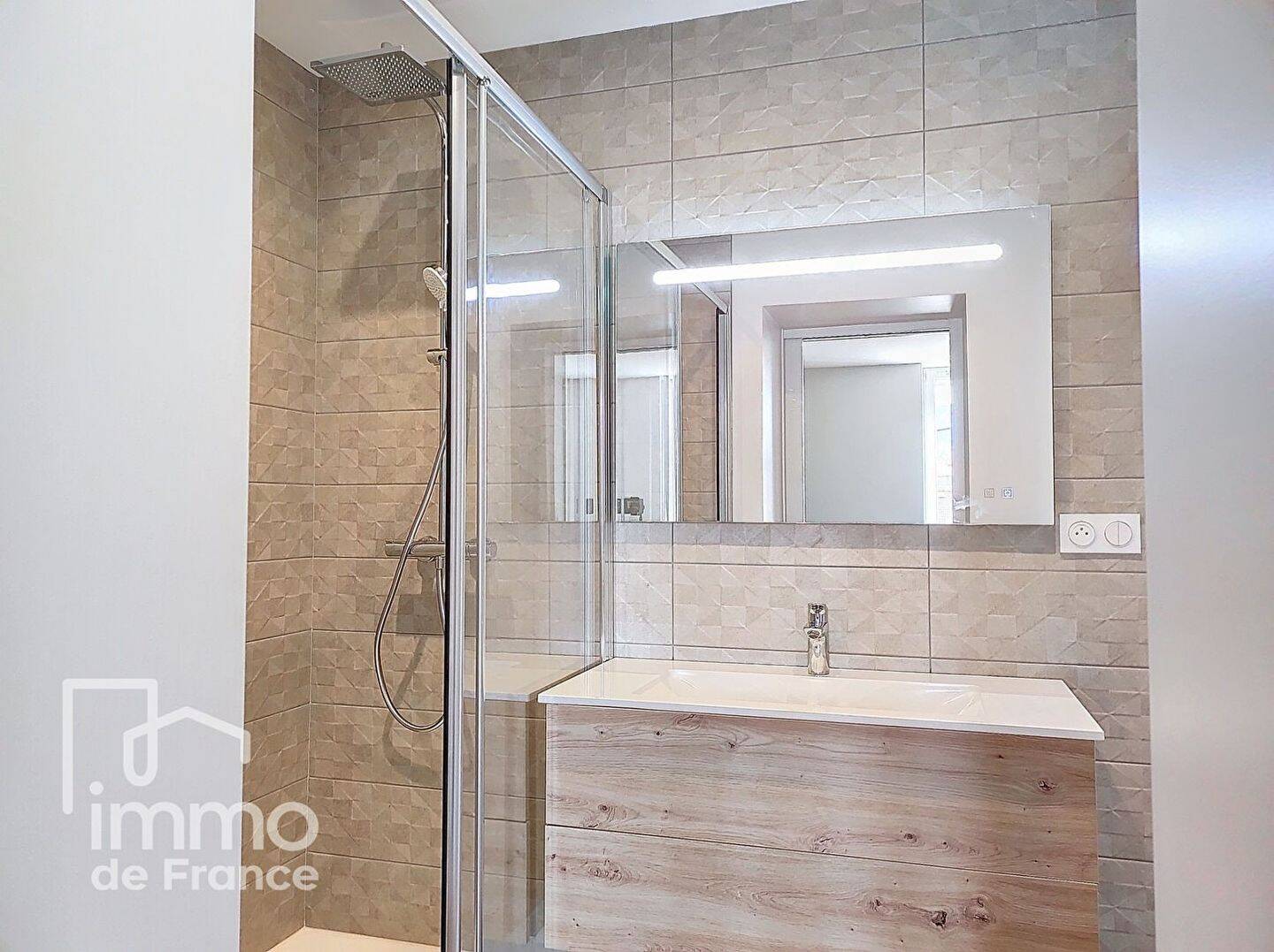 Maison à louer, 60m², OYONNAX