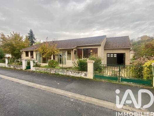 Maison de ville à vendre 138 500 € 4 pièces 2 chambres 88 m² 1 000 m² de terrain Souillac 46200