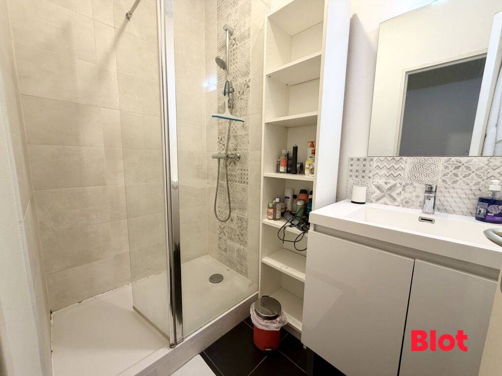 À VENDRE EN EXCLUSIVITÉ PAR BLOT - APPARTEMENT T4 - INVESTISSEME — 7