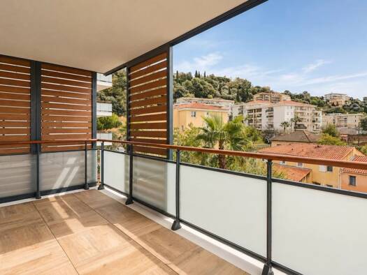 Appartement à vendre - Première occupation 356 000 € 3 pièces 2 chambres 63,52 m² Étage 1/4 Corniche Fleurie Nice 06000