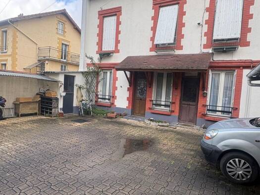 Maison à vendre 374 500 € 6 pièces 4 chambres 92,35 m² 196 m² de terrain Gabriel Péri-Estienne d'Orves Colombes 92700