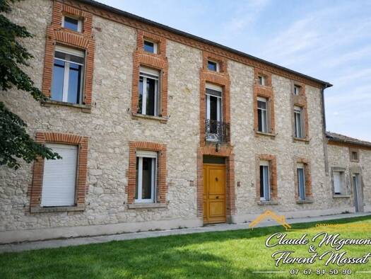 Maison à vendre 483 000 € 8 pièces 6 chambres 308 m² 4 817 m² de terrain Zone Rurale Lavaur 81500