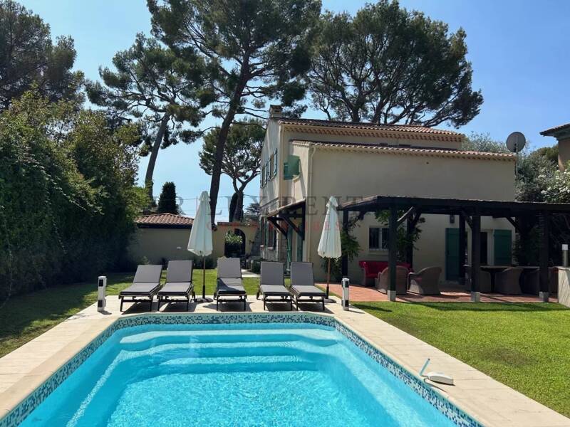 Maison à louer, 160m², ANTIBES