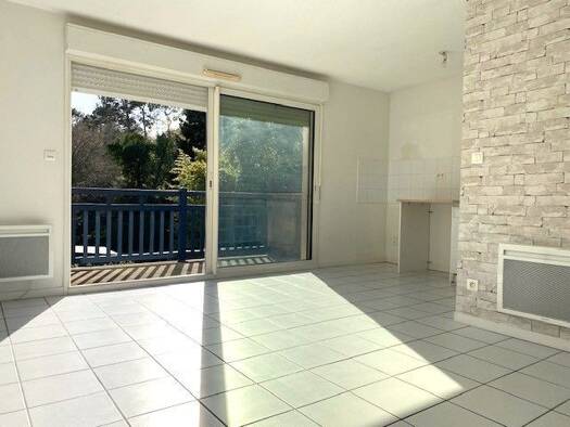 Appartement à vendre 235 000 € 2 pièces 1 chambre 43 m² Étage 1/1 Aritxague Anglet 64600
