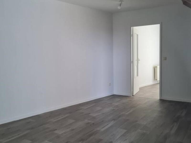 Maison à louer, 80m², LA CHAPELLE SUR COISE