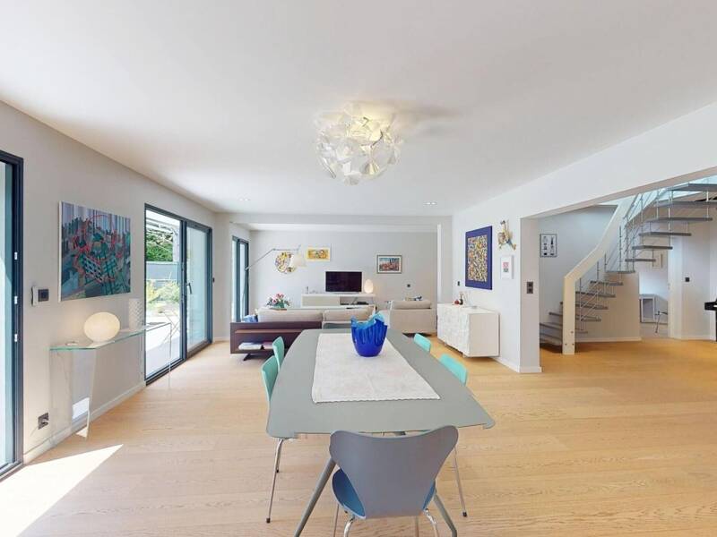 Maison à louer, 262m², PREVESSIN MOENS