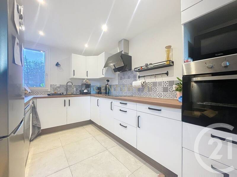 Maison à louer, 71m², L'ISLE D'ABEAU