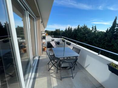 Appartement à vendre 233 200 € 2 pièces 1 chambre 40 m² Dernier étage, Étage 3/3 Pelissanne 13330