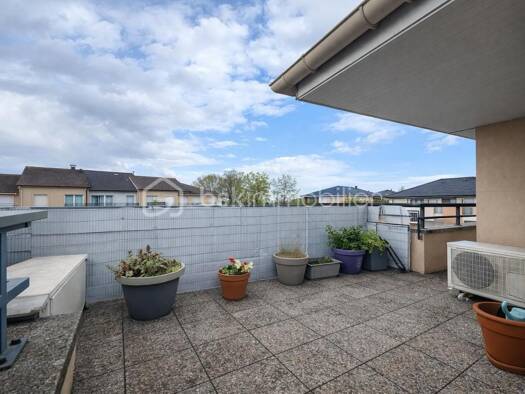 Appartement à vendre 359 000 € 4 pièces 3 chambres 80 m² Étage 2/2 Montévrain 77144