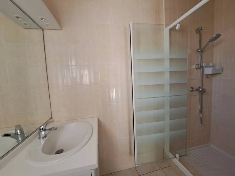 Maison à louer, 0m², SALLES