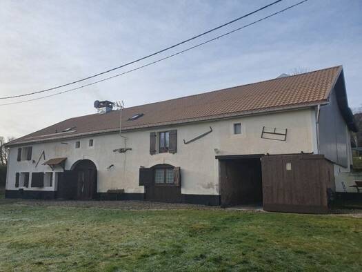 Ferme à vendre 249 000 € 11 pièces 7 chambres 260 m² 2 919 m² de terrain Gérardmer 88400