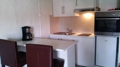 Appartement à louer 740 € 1 pièce 19 m² Étage 2/3 Aix en Provence 13100