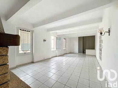 Maison à vendre 252 000 € 8 pièces 3 chambres 167 m² Corbières-en-Provence 04220