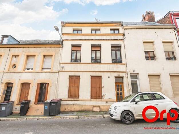 Immeuble à vendre 134 900 € 104 m² Centre Ville Saint-Quentin 02100