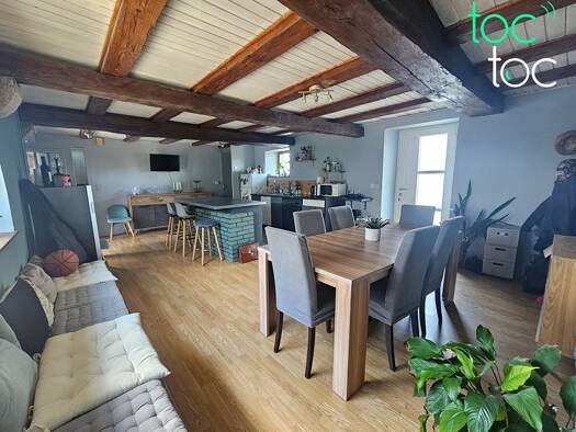 Maison à vendre 159 000 € 5 pièces 3 chambres 93 m² Châtenois 39700