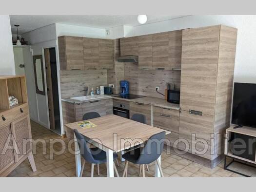 Appartement à louer 600 € 2 pièces 1 chambre RDC Village Sud Canet-en-Roussillon 66140