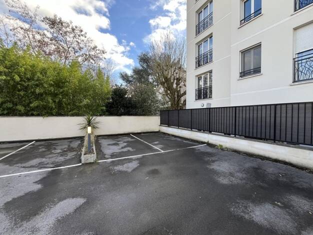 Parking à vendre 13 000 € Centre Neuilly-Plaisance 93360