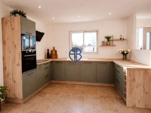 Maison de plain-pied à vendre 359 000 € 5 pièces 4 chambres 132 m² 1 504 m² de terrain Les Avenières Veyrins-Thuellin 38630