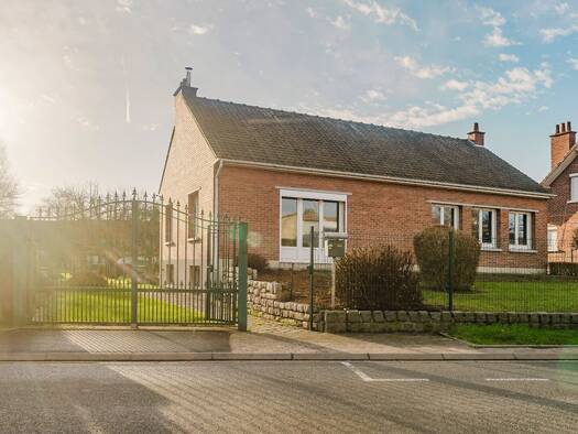 Maison de plain-pied à vendre 199 900 € 5 pièces 3 chambres 90 m² 1 435 m² de terrain Arleux 59151