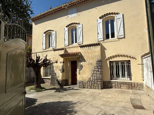 Maison à vendre 249 000 € 5 pièces 4 chambres 121 m² 219 m² de terrain La Roque-d'Anthéron 13640
