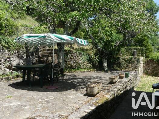 Maison à vendre 145 000 € 5 pièces 2 chambres 96 m² 390 m² de terrain Burzet 07450