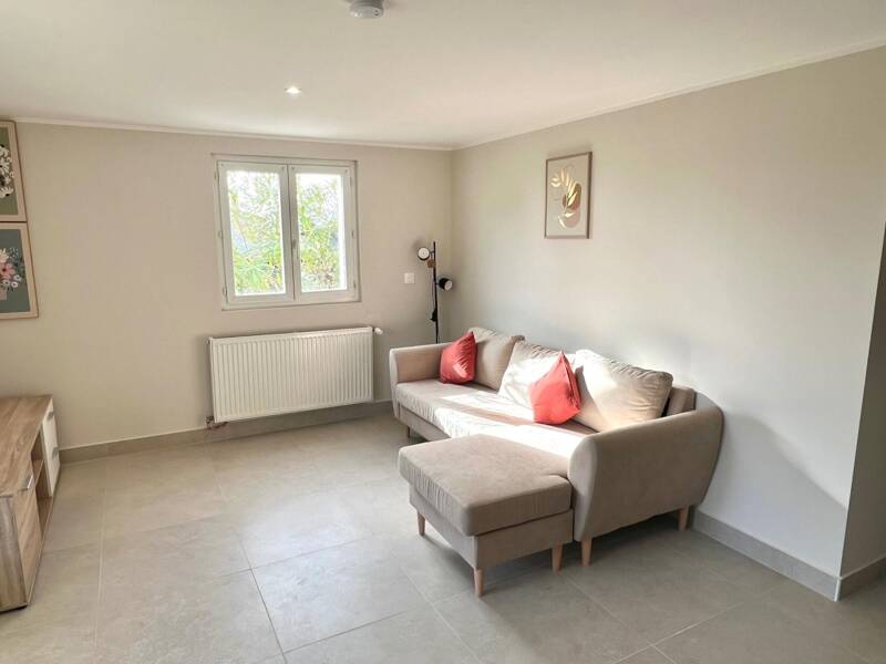 Maison à louer, 62m², SAINT JEAN D'ANGELY