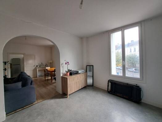 Immeuble à vendre 255 000 € 209 m² Centre-Halles Carnot Limoges 87100