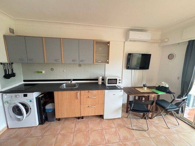 Maison à louer, 22m², ANTIBES