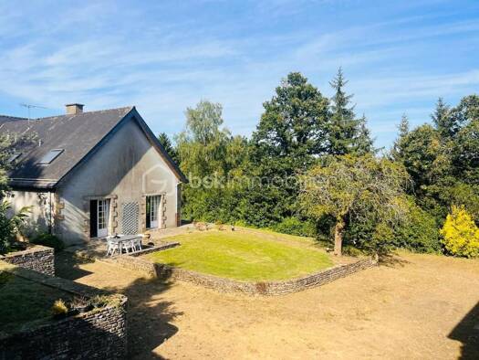 Maison à vendre 310 000 € 10 pièces 7 chambres 255 m² Val-Couesnon 35560