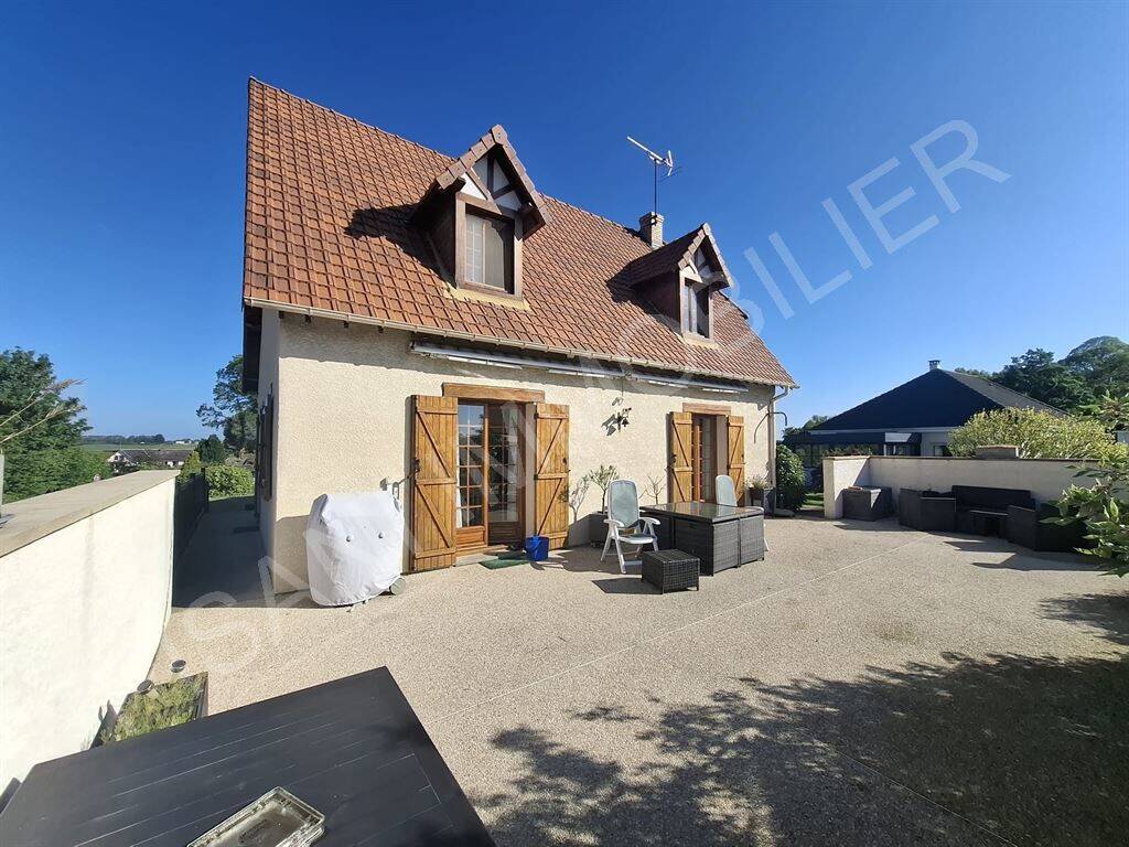 Maison à vendre, 111m², SAINT GILLES DE LA NEUVILLE