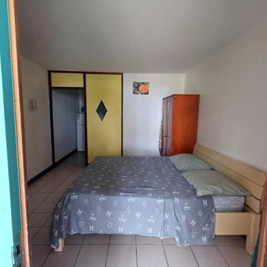 Appartement à vendre 122 000 € 1 pièce 28 m² RDC Sainte-Anne 97227