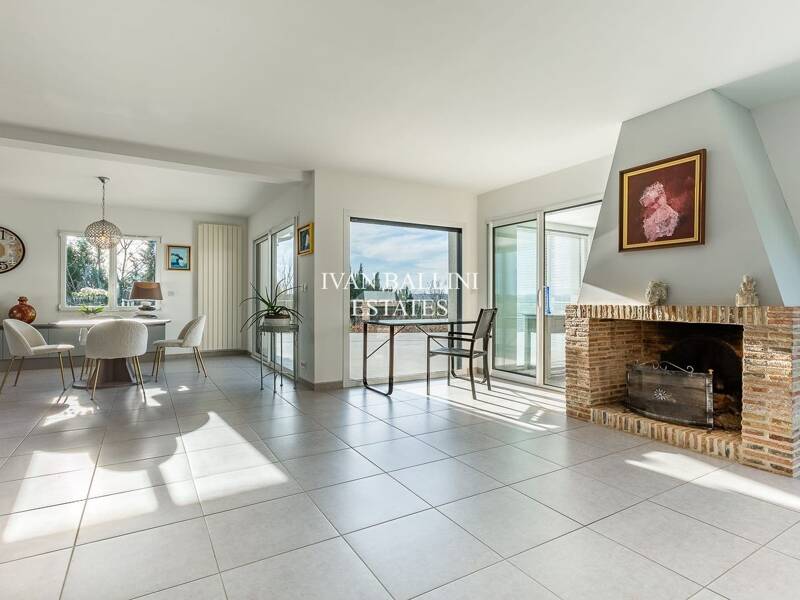 Maison à vendre, 165m², BONNEVILLE SUR TOUQUES