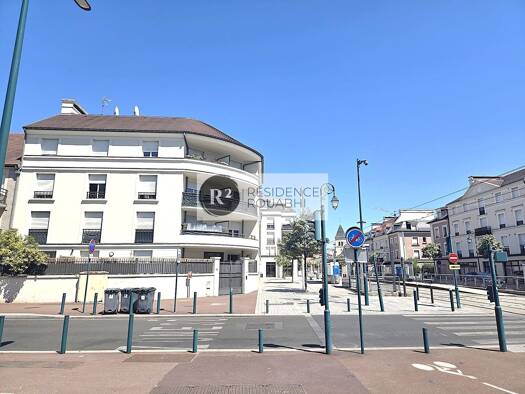 Appartement à vendre 299 000 € 3 pièces 2 chambres 60 m² Étage 1/4 Gennevilliers 92230