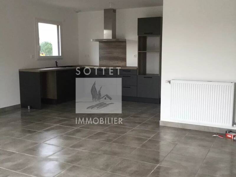 Maison à louer, 90m², BOLLENE