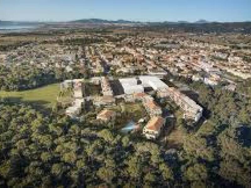 Maison à louer, 48m², LA LONDE LES MAURES