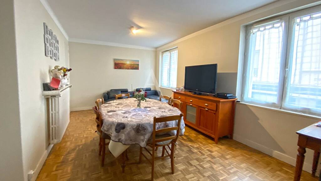 Maison à vendre 160 500 € 3 pièces 2 chambres 75 m² 76 m² de terrain Gare-Leclerc Le Mans 72000