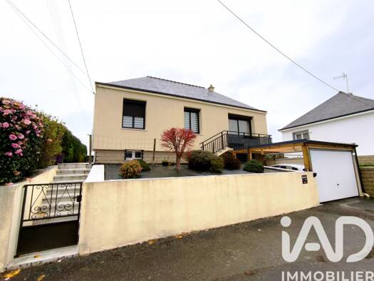 Maison de plain-pied à vendre 178 700 € 5 pièces 4 chambres 85,5 m² 539 m² de terrain Gourin 56110