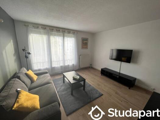 Studio à louer - logement étudiant 470 € 1 pièce 1 chambre 11 m² 1er étage Saige Sud Pessac 33600
