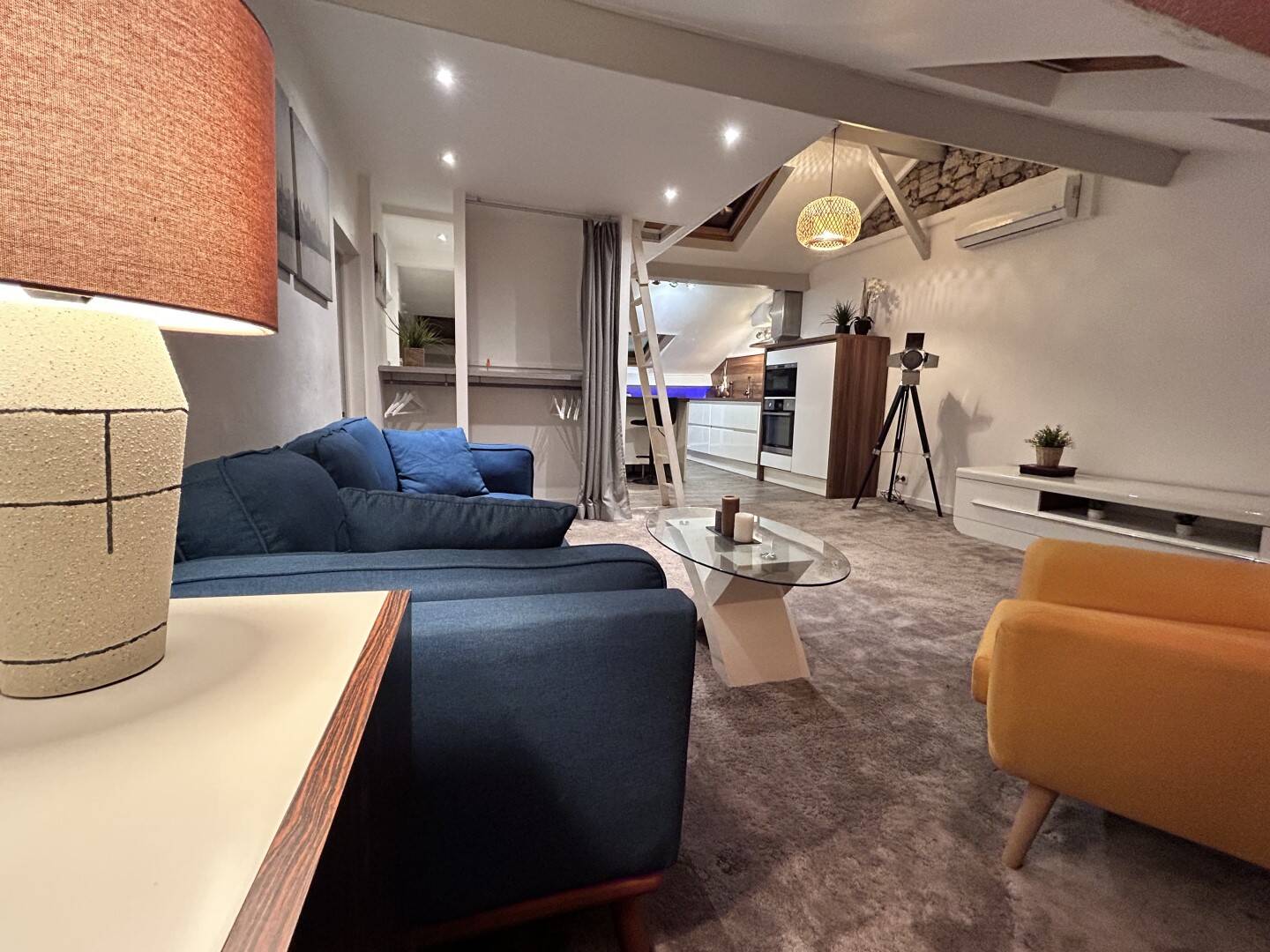 Maison à louer, 50m², CANNES