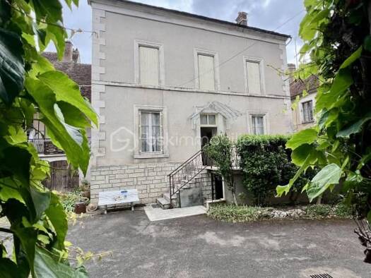 Maison à vendre 109 900 € 7 pièces 4 chambres 150 m² Saint-Bris-le-Vineux 89530